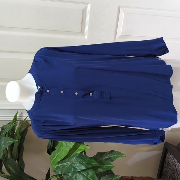 Loft Women's 3/4 Button Front Blouse w/Adjustable Sleeves Size XS - Picture 1 of 7